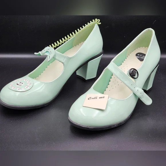 NWOT Chocolaticas Mid Heels Call Me in Mint Green - MARY JANE PUMP 11/41 - Picture 3 of 5